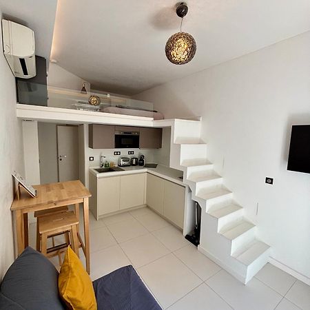 Studio A Louer Au Coeur Du Carre Dor A Nice, Rue Dalpozzo A 150 Metres Des Plages Εξωτερικό φωτογραφία